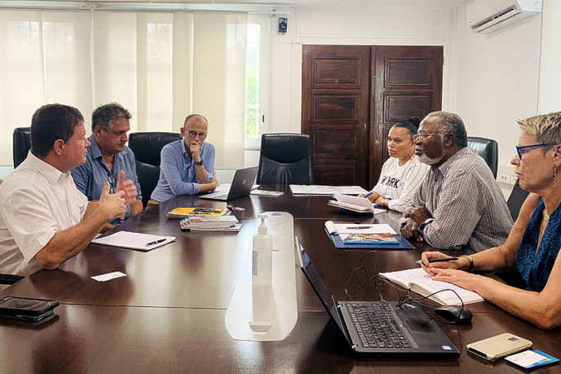 Mussington meets IEDOM director  for new GDP evaluation in St. Martin