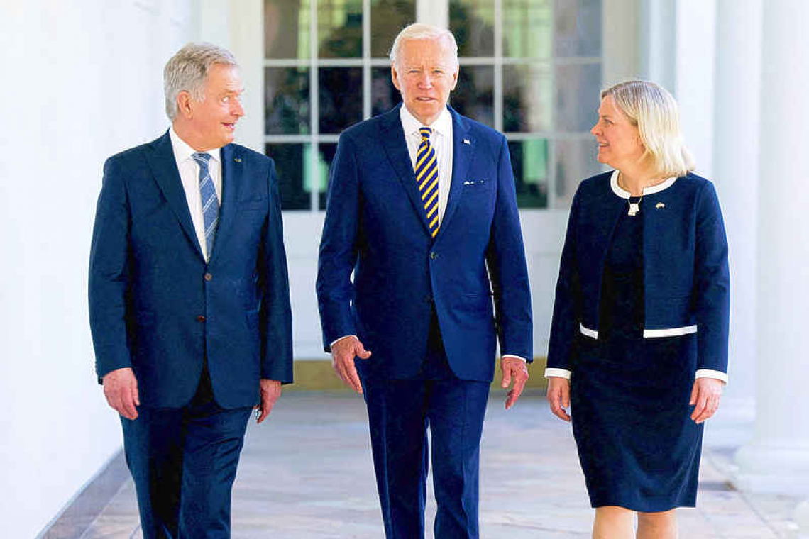 Biden cheers Finland, Sweden NATO plans