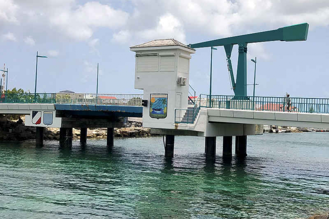       Free shuttles, security at Sandy  Ground bridge for final repairs