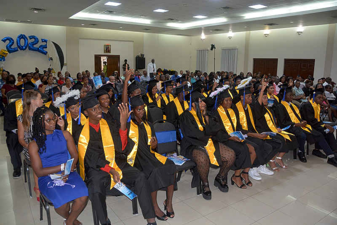 Sundial celebrates graduates of 2022