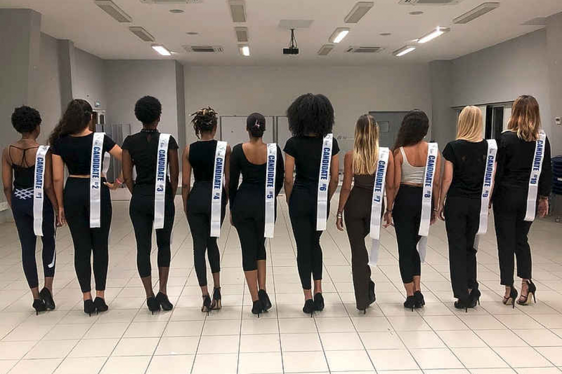 10 candidates vie for  Miss France pageant