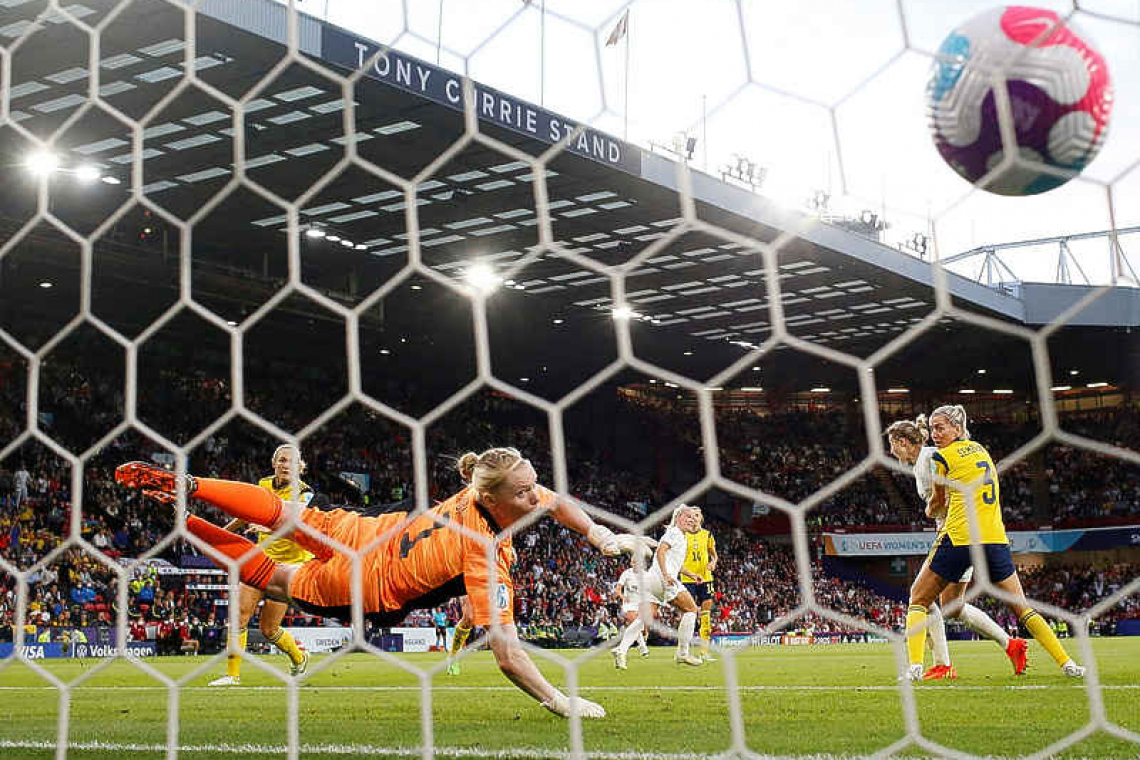 Clinical England thrash Sweden 4-0 to reach Women's Euro final