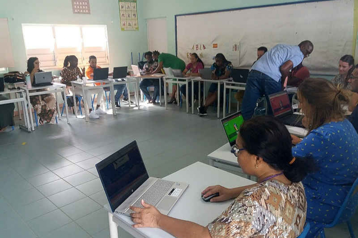 MPC and Sundial teachers brush  up skills in digital tech training