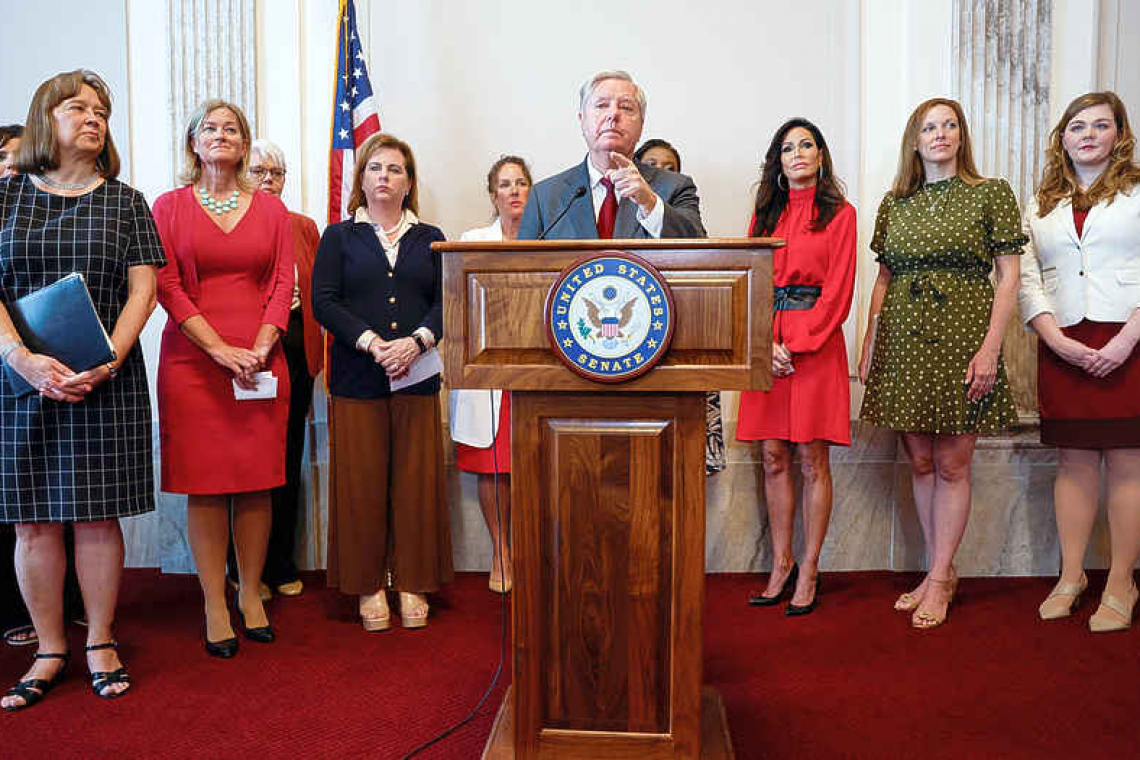 Republican proposes national ban on abortion after 15 weeks of pregnancy