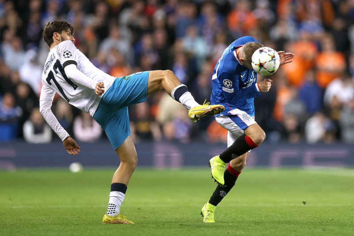 Napoli strike late after Politano penalty to beat Rangers 3-0   