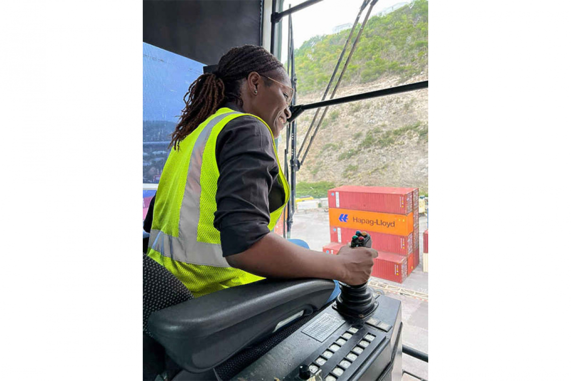  Port St. Maarten employs first woman crane operator