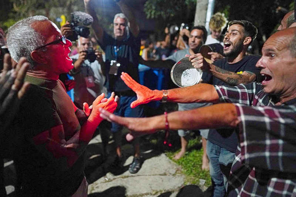    Havana protests flare for 2nd night as govt. scrambles to turn on lights