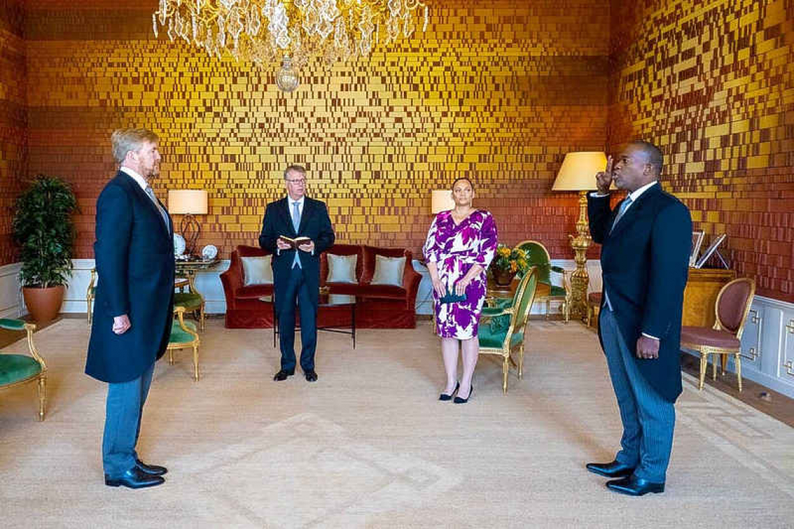 King Willem-Alexander receives St. Maarten’s new Governor