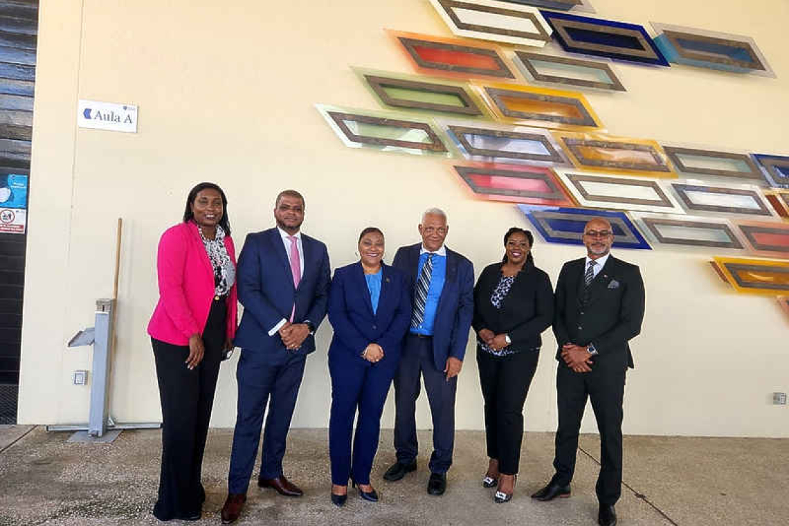 St. Maarten attends Ombudsman  Kingdom Conference on Poverty