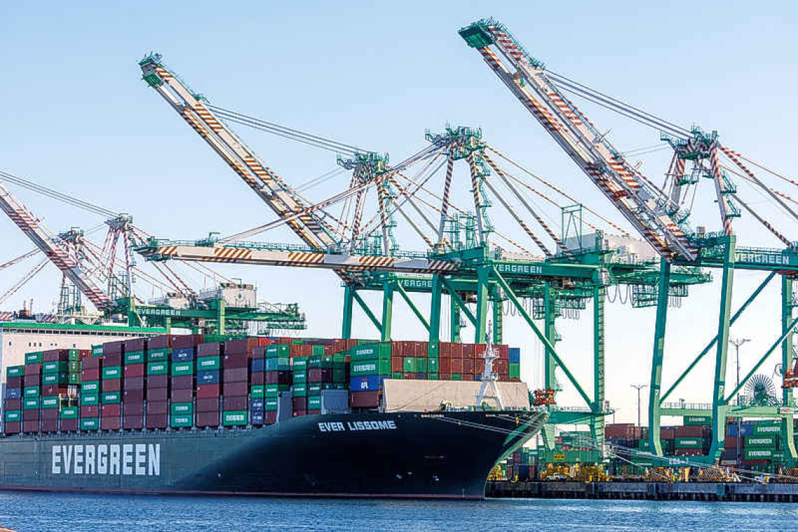 Some ocean shipping rates collapsing, but real price relief is months away