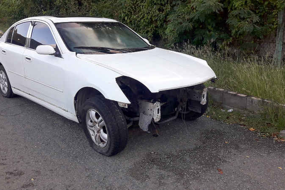 Cars stripped in St. Peters  near elementary school