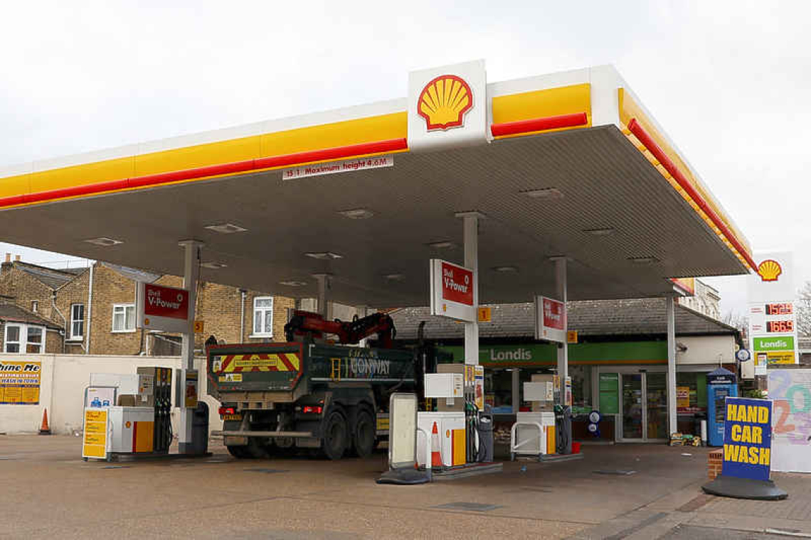 Shell 2022 profit more than doubles to record $40 billion