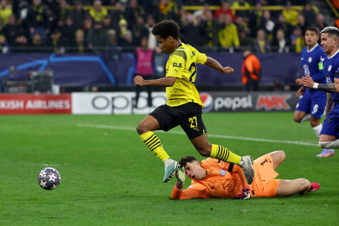 Fine Adeyemi strike earns Dortmund win over Chelsea