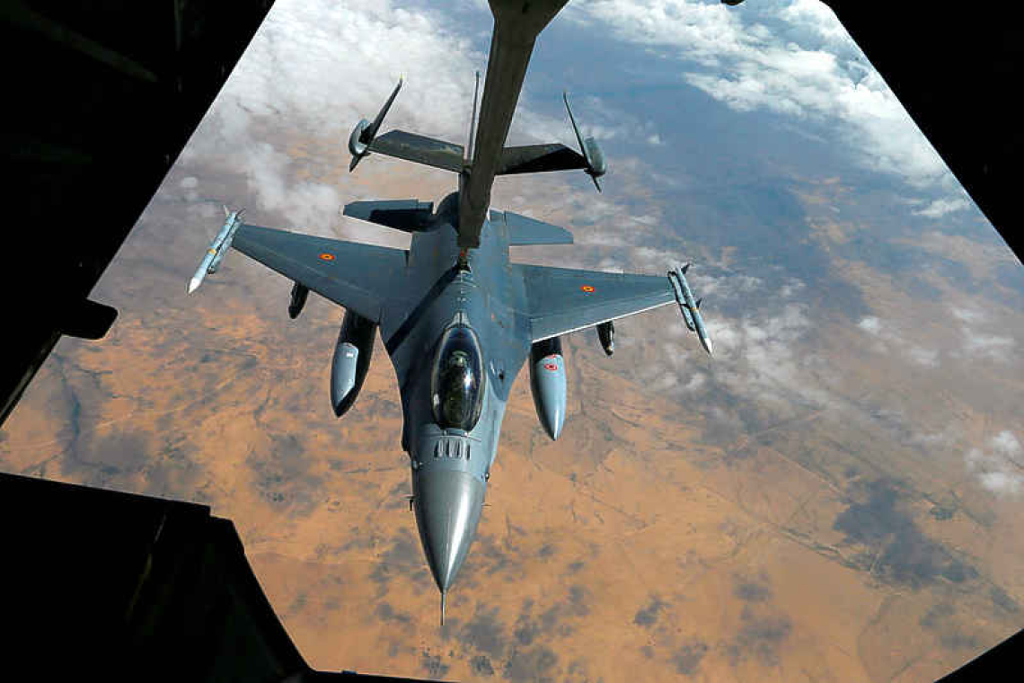 Ukraine presses US Congress members for F-16 jetfighters