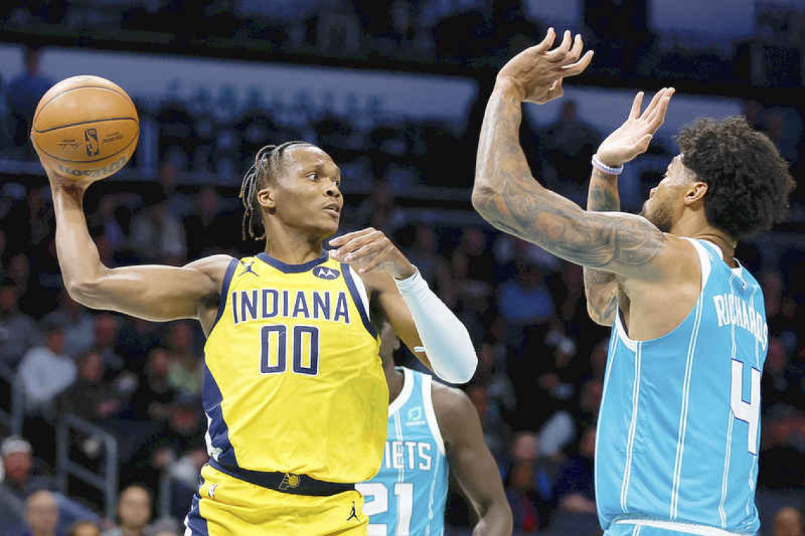    Hornets storm back from 21 down to top Pacers 115-109