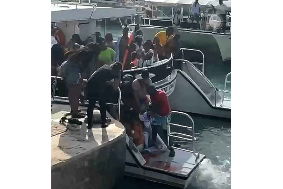 Man who lost foot had jumped  into water to swim to water taxi