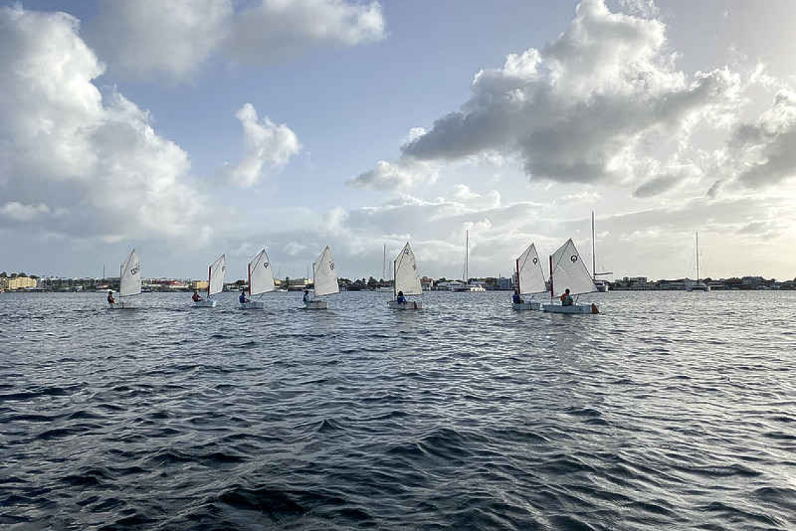 The Sint Maarten Yacht Club raises $17,000 for Youth Sailing Program