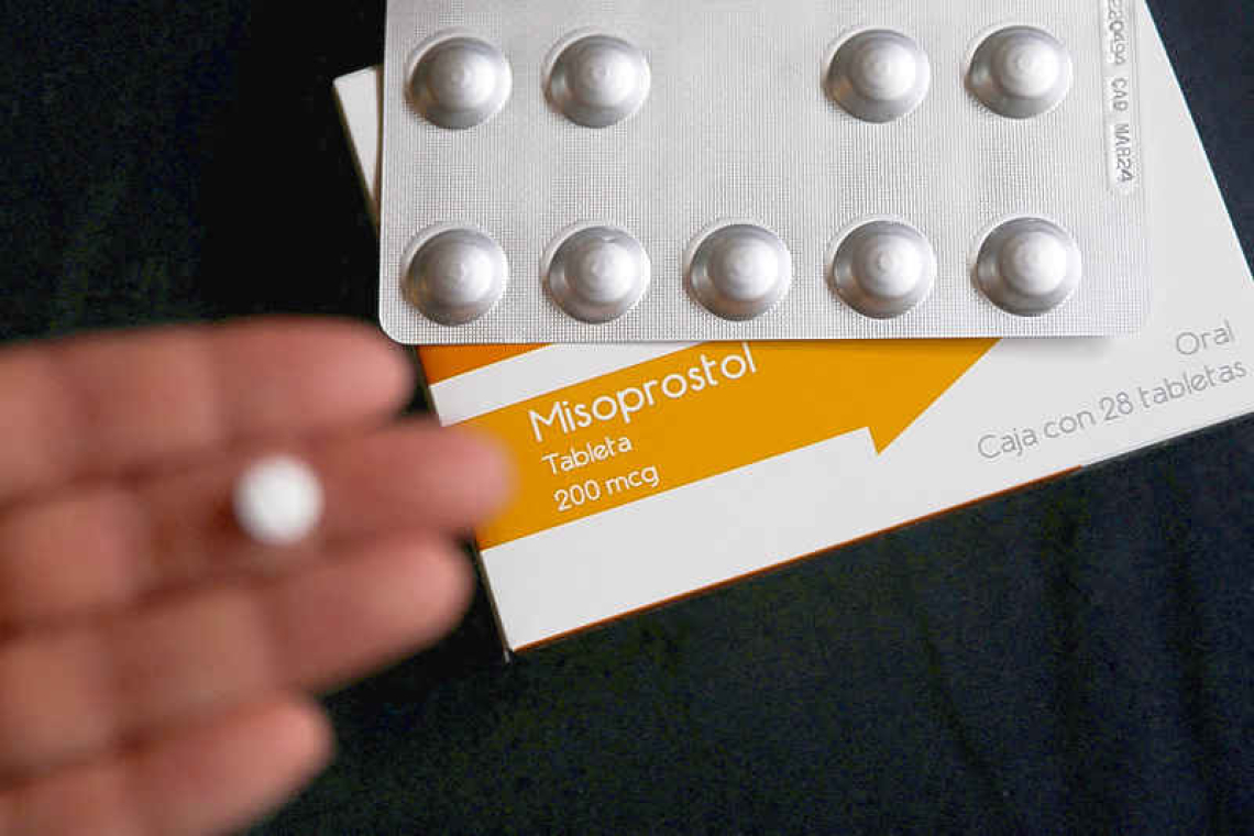 US Supreme Court preserves broad access to abortion pill 