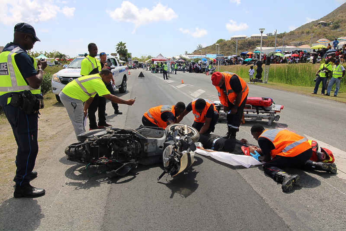 SXM Drag Race sets example for safety and protection of bikers 