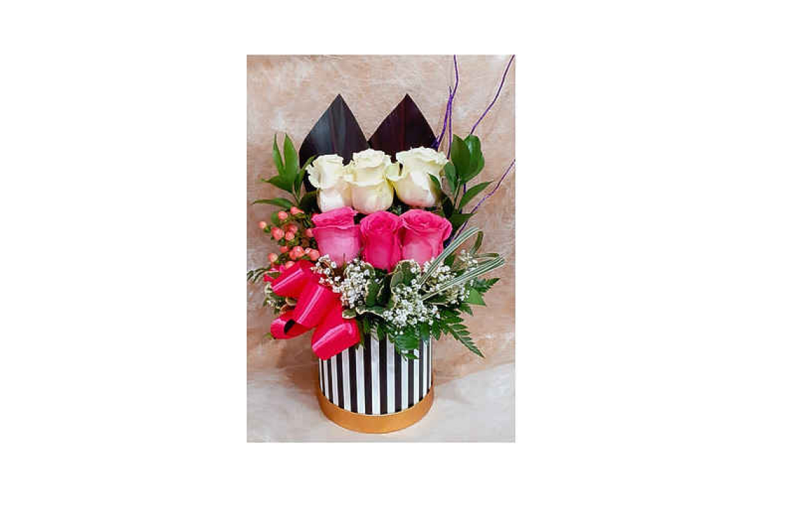 Show Mom your appreciation with Flowers by Flores