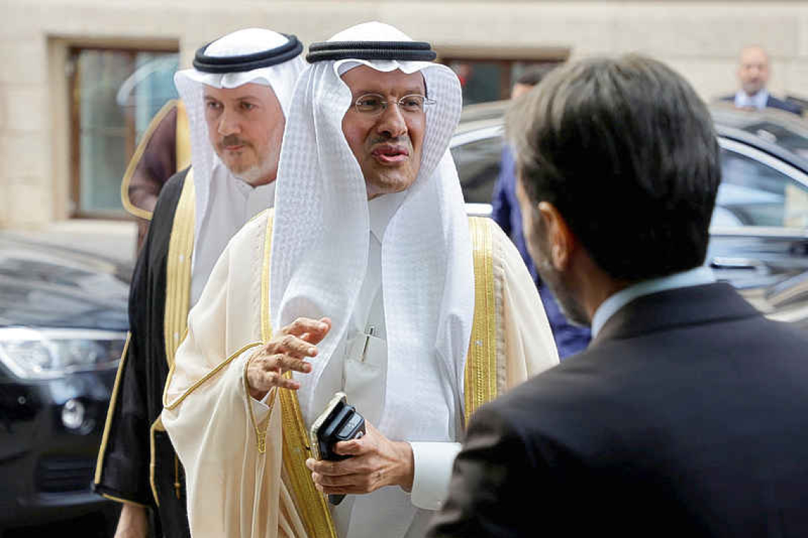 Saudi pledges big oil cuts in July 