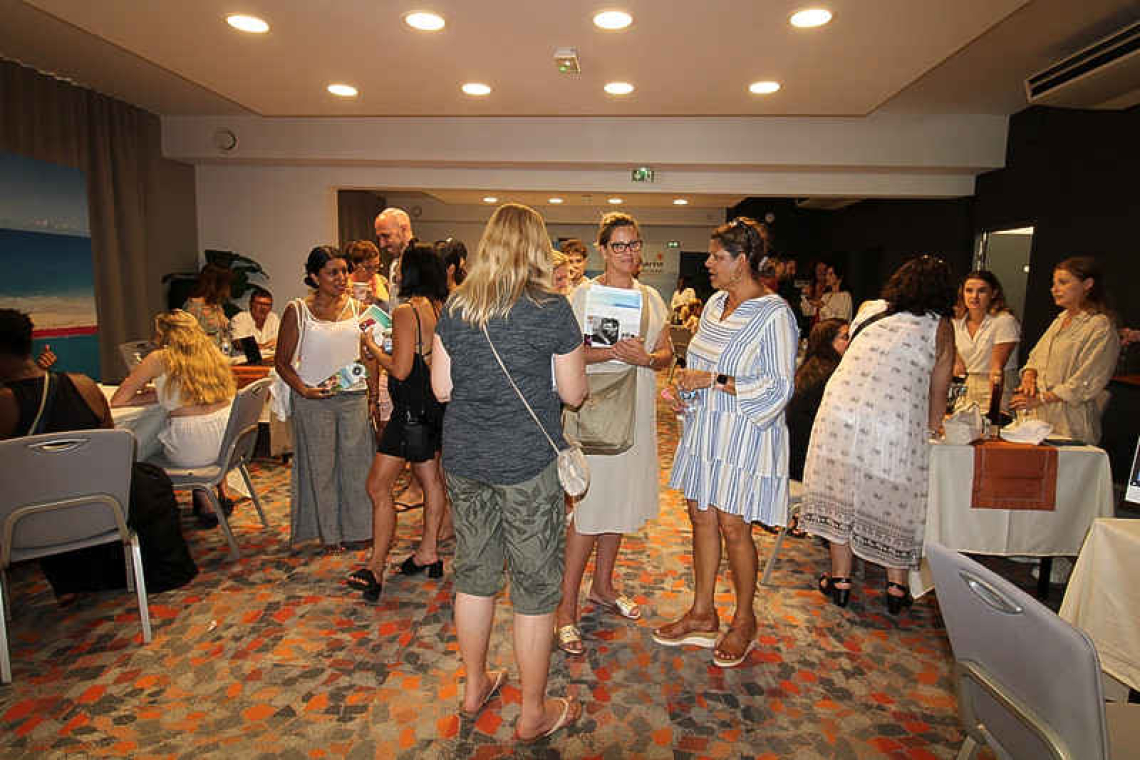 73 international travel  agents here for ‘Fly In’