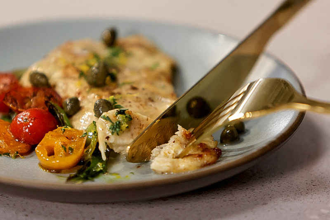 A new era: US regulator allows the first sales of lab-grown meat