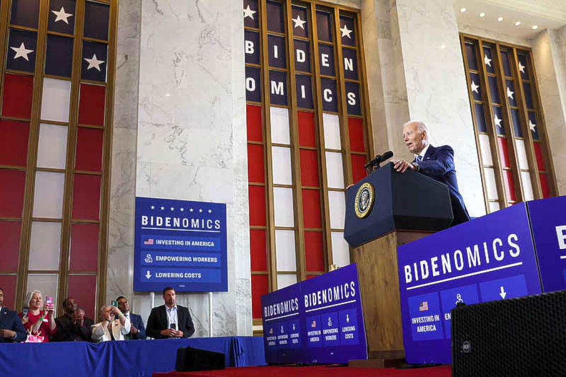 Biden tries to flip skeptical Americans on economic plan
