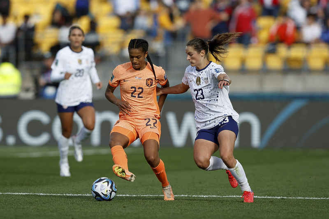 Champions United States held 1-1 by Dutch in World Cup thriller 