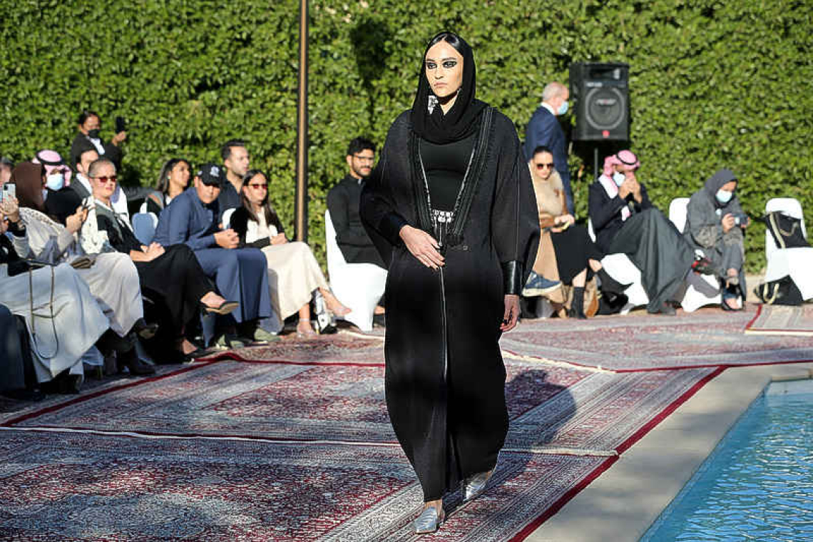 French ban of abaya robes in state schools draws applause, criticism 
