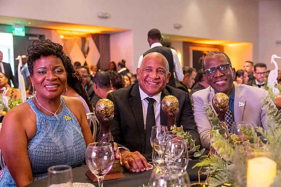       St. Lucia celebrates 30th Anniversary of  World Travel Awards with triumphant wins