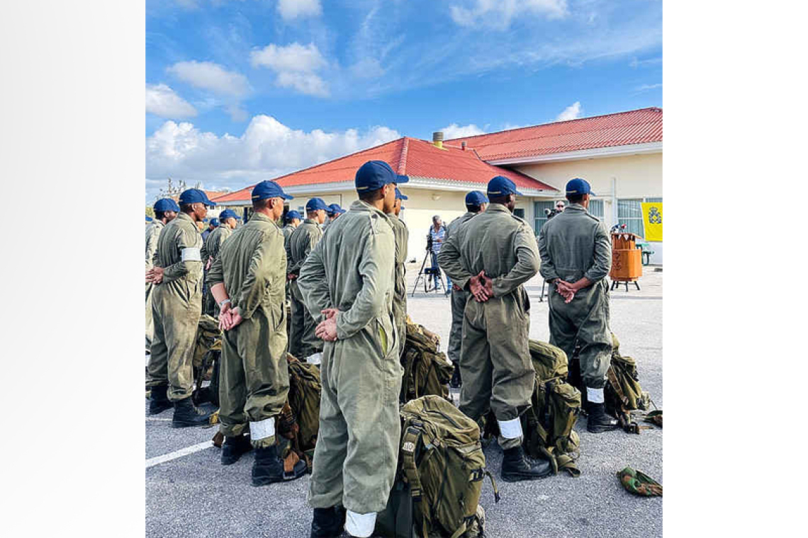 Coast Guard trainees complete introductory  weeks, 5 from St. Maarten included in batch