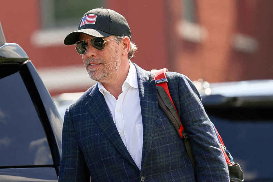 Biden's son Hunter hit with gun charge 