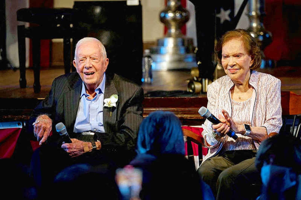 Former US first lady Rosalynn Carter dies 