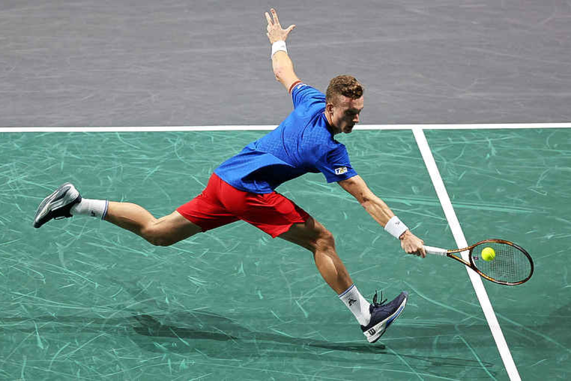 Gutsy Australia see off Czechs to make Davis Cup semi-finals