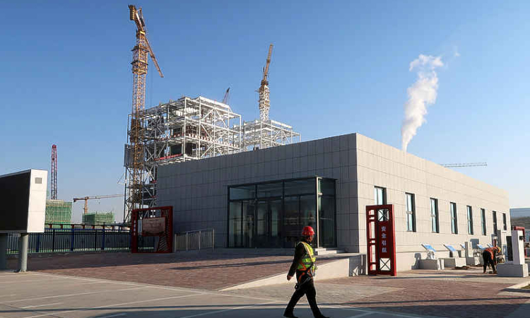 In China's coal country, full steam ahead with new power plants 