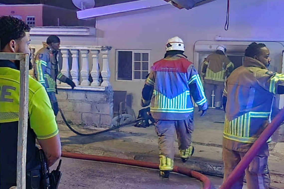    Team of fire fighters prevents  tragedy in Ebenezer house fire
