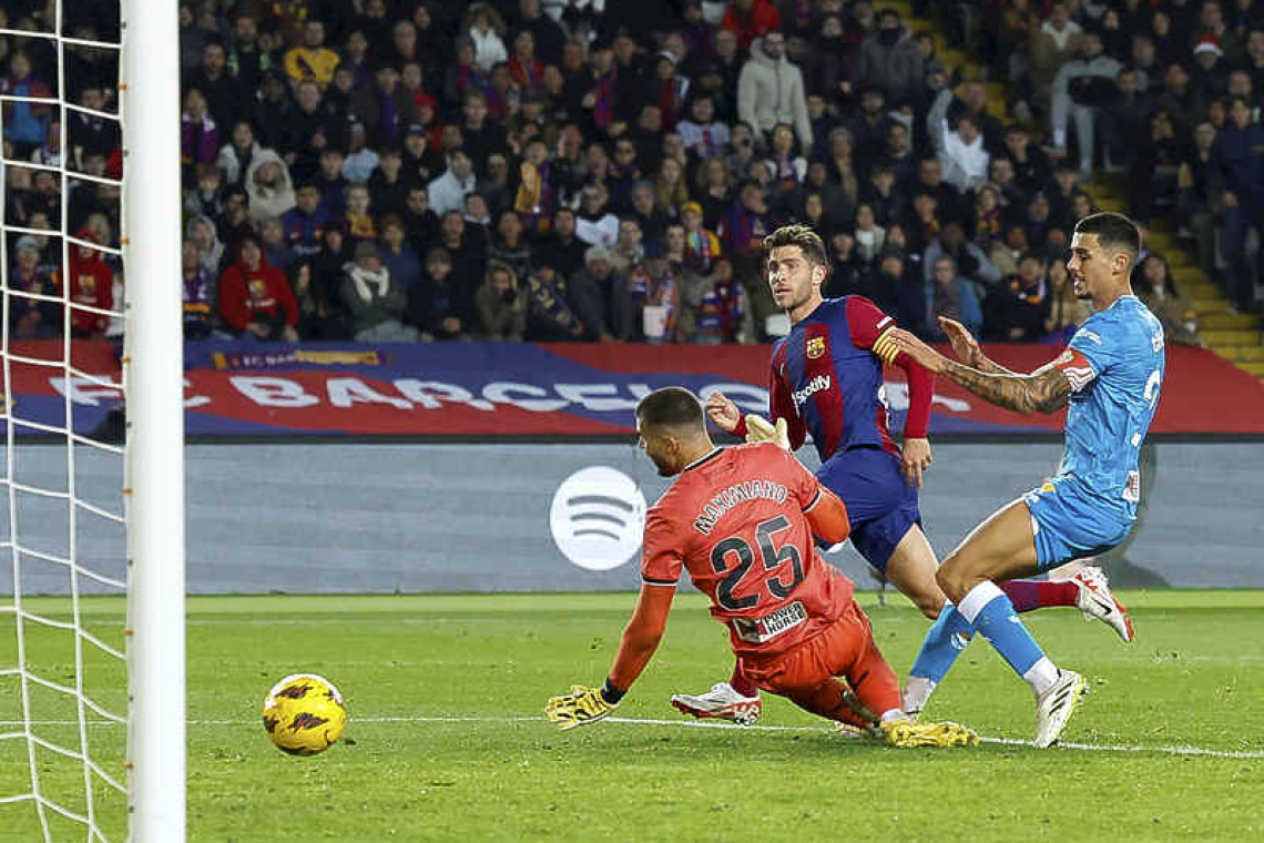 Wasteful Barcelona salvage 3-2 win against bottom side Almeria 