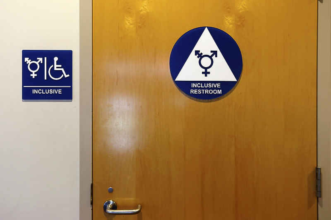 US Supreme Court sidesteps fight over transgender student bathroom access
