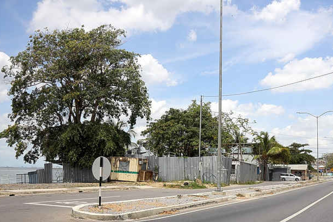 Squatters block full progress  on San Fernando Waterfront