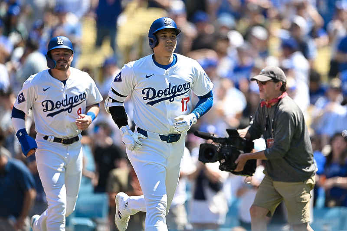 Shohei Ohtani sets record, Dodgers annihilate Mets