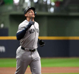 Aaron Judge, Yankees post 7-run 6th, pound Brewers 