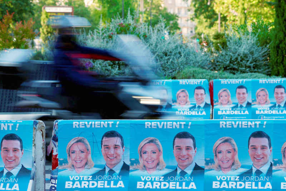 Le Pen and Bardella: France's far-right double act zero in on power