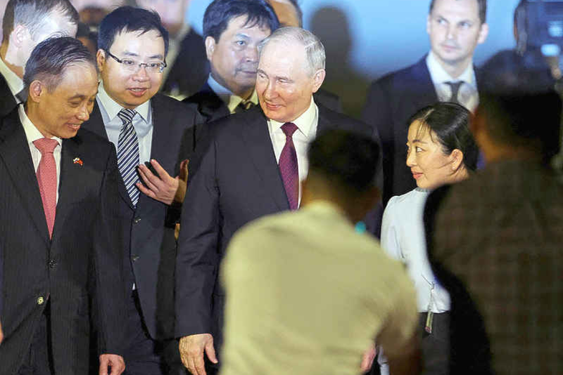 President Putin arrives in Vietnam for state visit 