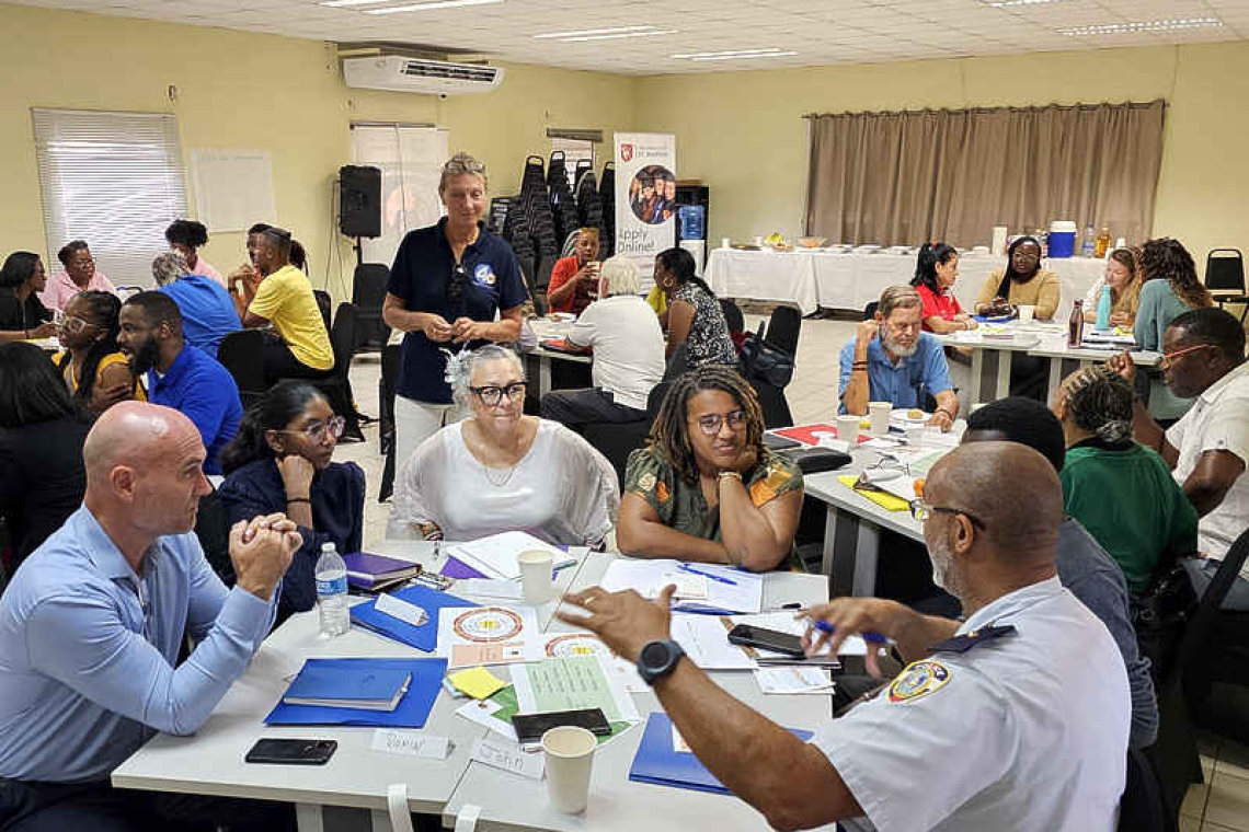 Forum 3: Bridging sectors for St. Maarten’s future