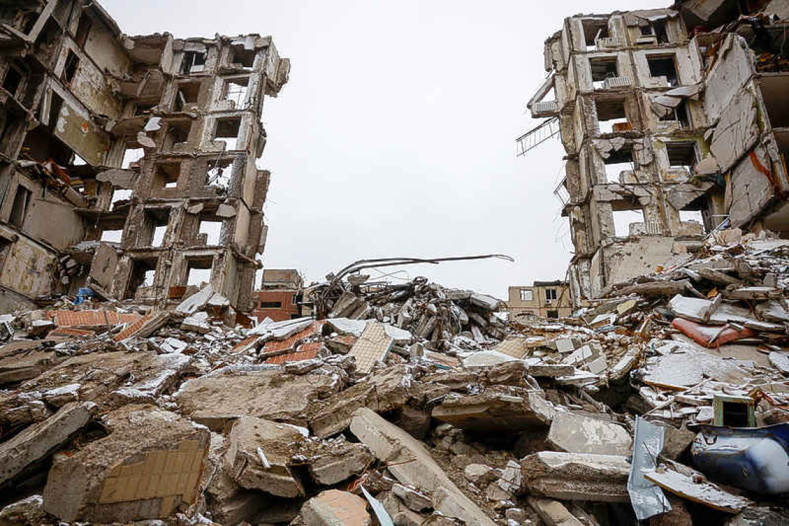 Russian forces accelerate  advance in Ukraine's east