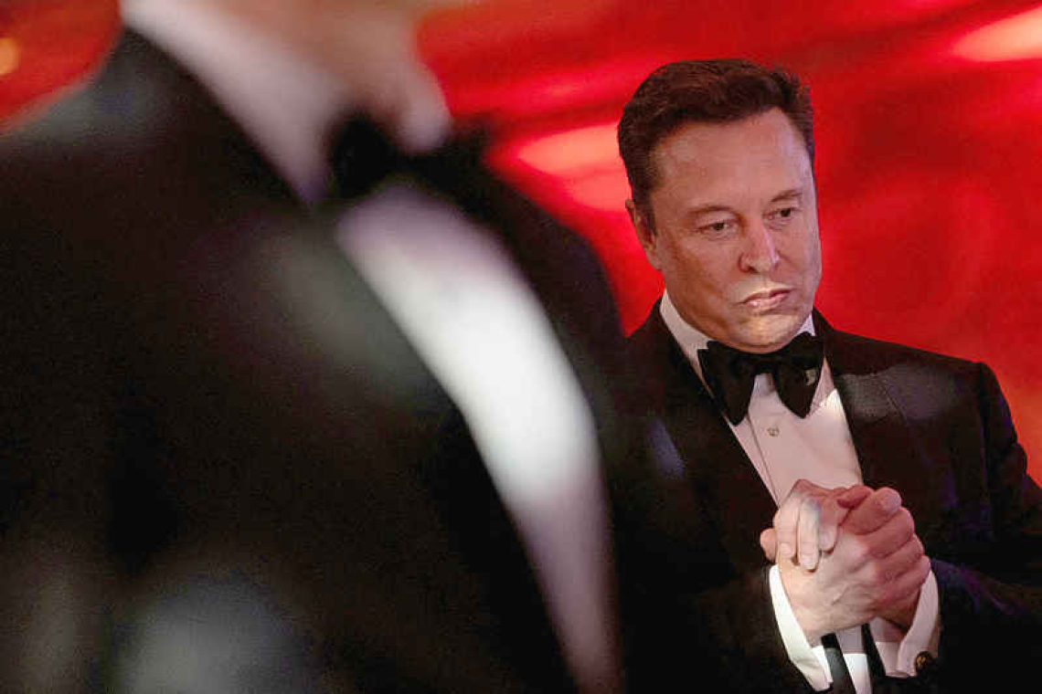 Elon Musk's net worth tops $400 billion, Forbes billionaires list shows