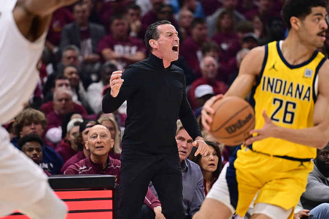 Cavaliers' Kenny Atkinson named NBA Coach of the Year