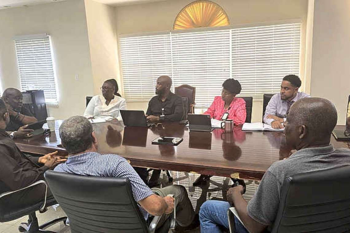 Govt. officials meet with leading  pastors to discuss youth problems