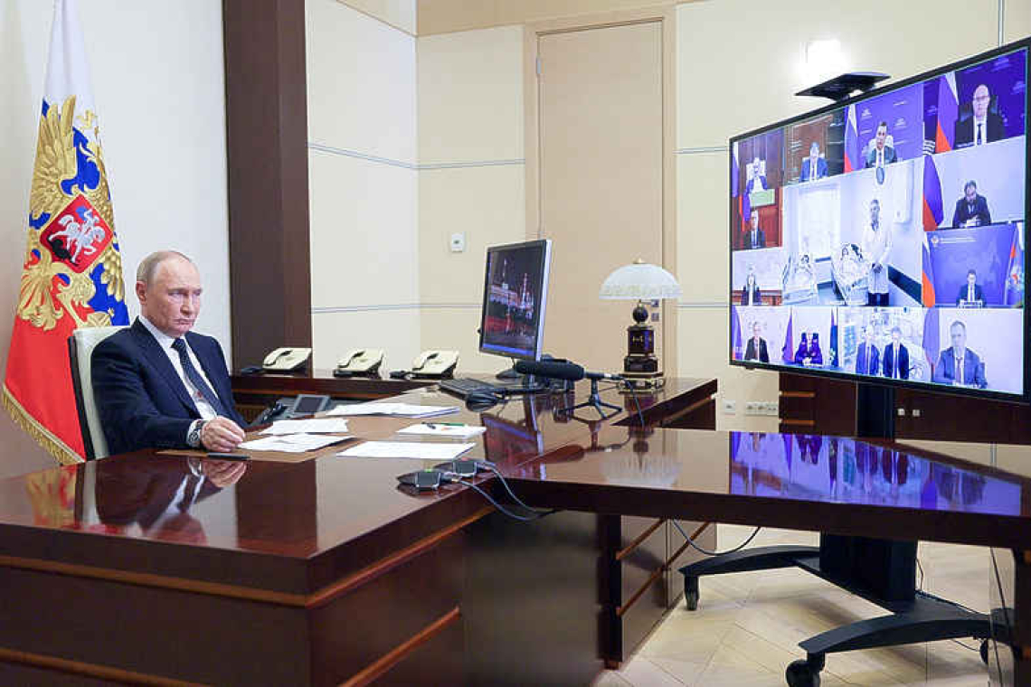 Putin tells Trump Russia has to respond to Ukrainian attacks